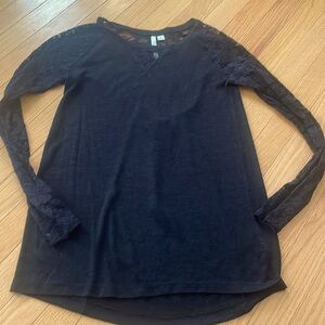LC Lauren Conrad light sweater